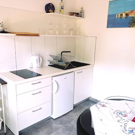 1Bedroom Apartment In Lapad ドゥブロブニク エクステリア 写真