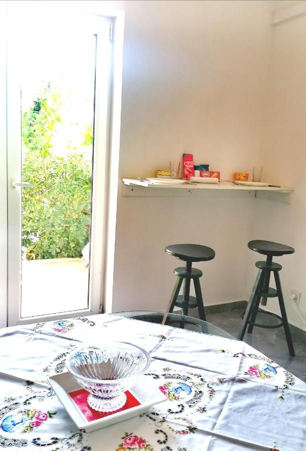 1Bedroom Apartment In Lapad ドゥブロブニク エクステリア 写真